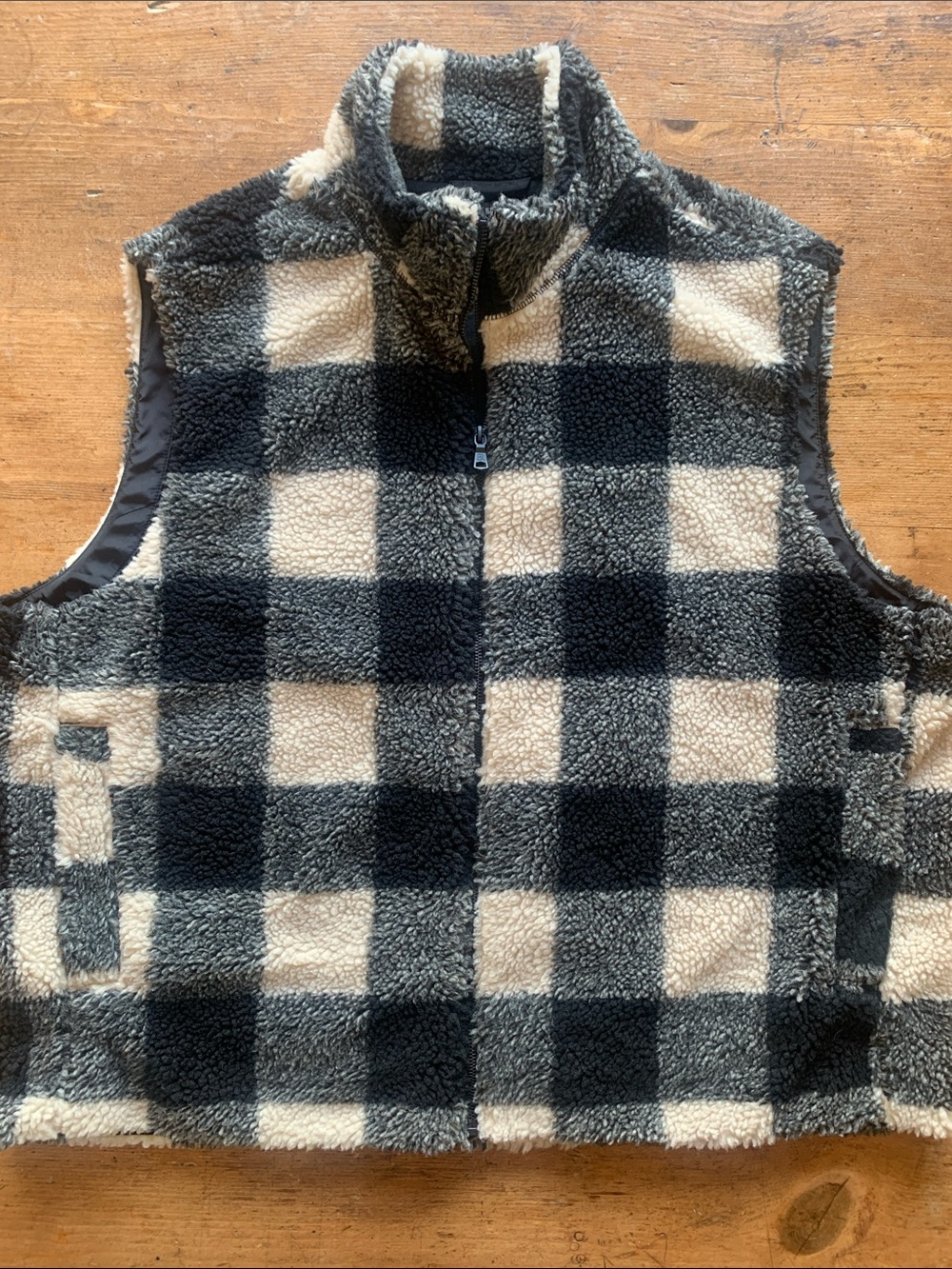 Banana Republic Black and Cream Buffalo Check Sherpa Vest